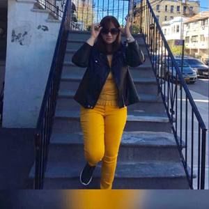 Meet your Posher, Eva